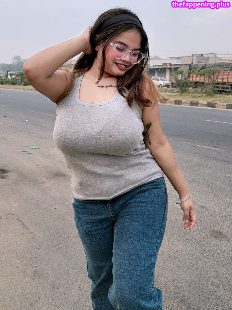 Aastha Singh / aasthaaax / voidedfiction / yaar.aasthaa Фото обнажённых OnlyFans #39