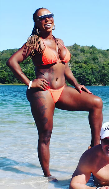 Adélia Soares