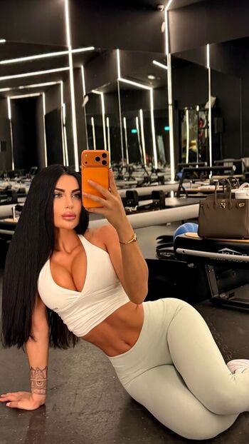 Alessiya Nina