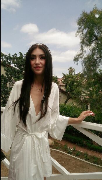 Alexa Mansour