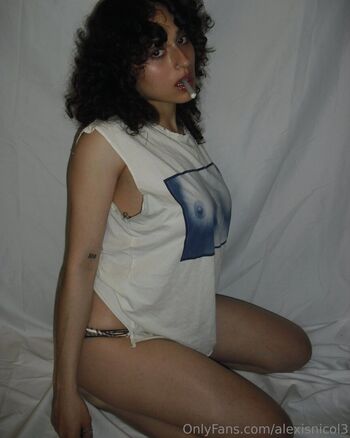 AlexisNicol3