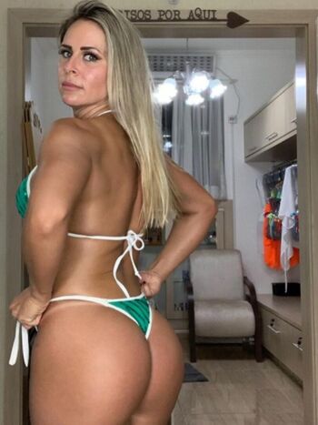 Aline Simony