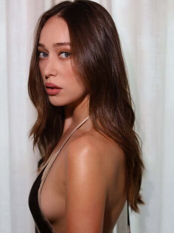 Alycia Debnam Carey
