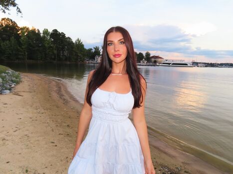 Amber Balcaen