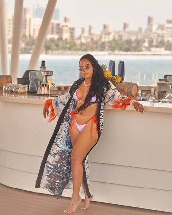 Angela Simmons
