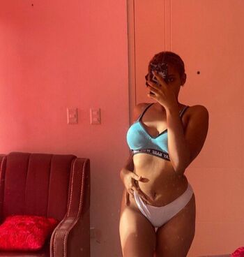 Anleny frias