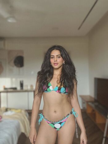arushihanda
