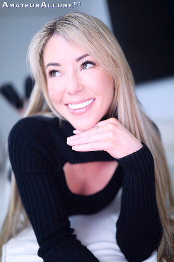 Ashley Allure Video