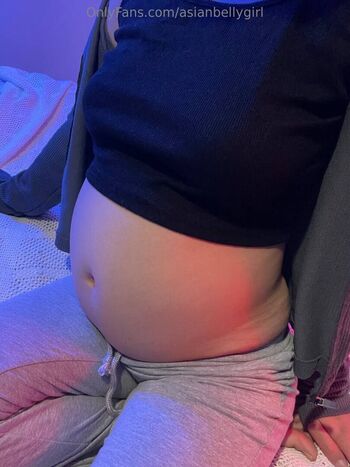 asianbellygirl