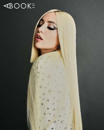Ava Max