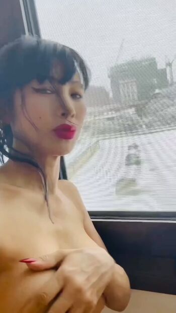 Bai Ling