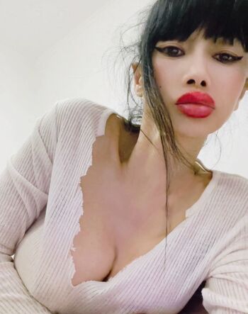 Bai Ling