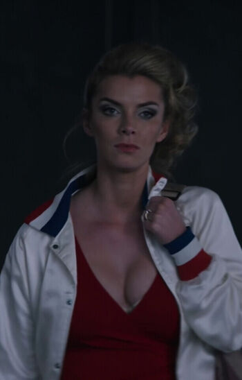 Betty Gilpin