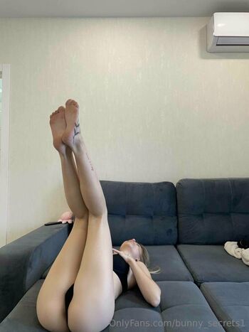 Bunny_secrets01