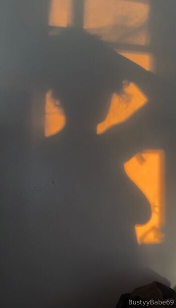 bustyybabe69
