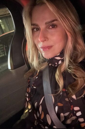 Cara Buono