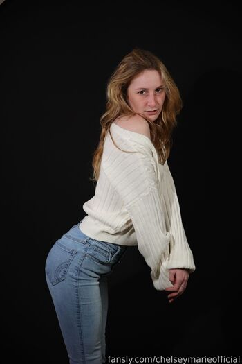 chelseymarieofficial