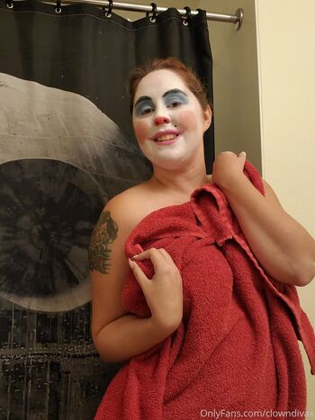 clowndivax