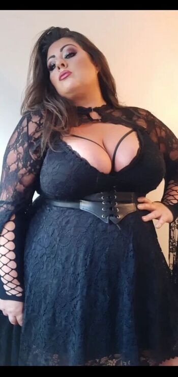 curvy_mumma_fashion