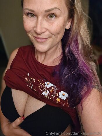 danikajones420