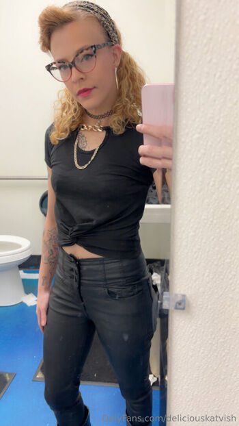 delicious_kat_vicious