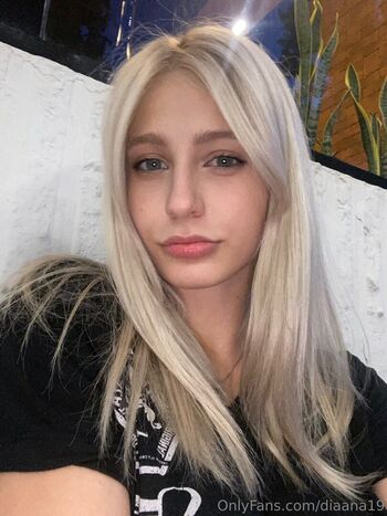 diaana19