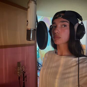 Dua Lipa