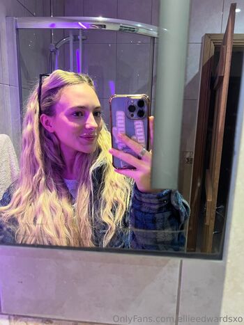 ellieedwardsxo