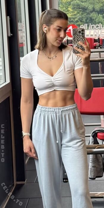 Emma Scharmbeck