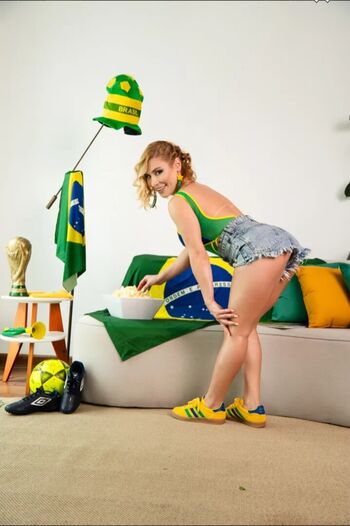 Emme White