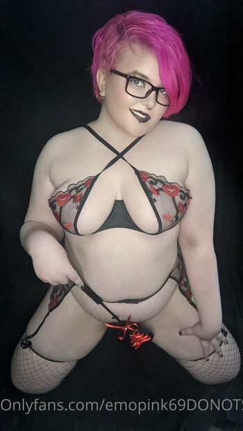 emopink69