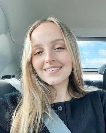 Evie Clair