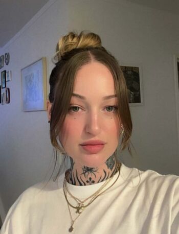 Goth Queen