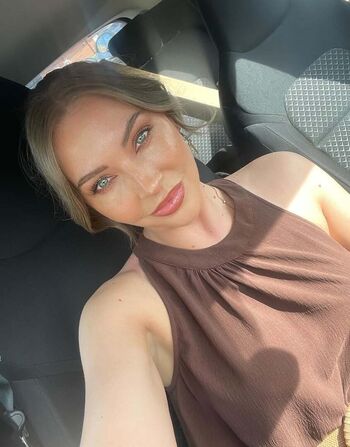 Gracie Lewis