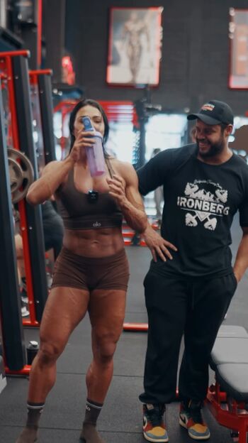 Gracyanne Barbosa