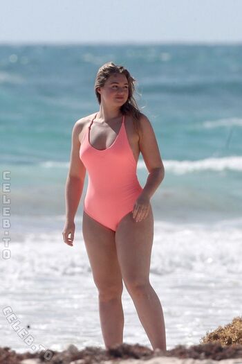 Iskra Lawrence