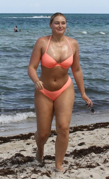 Iskra Lawrence