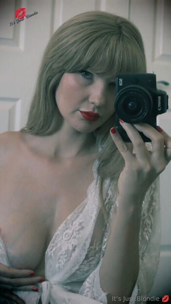 ItsJustblondie
