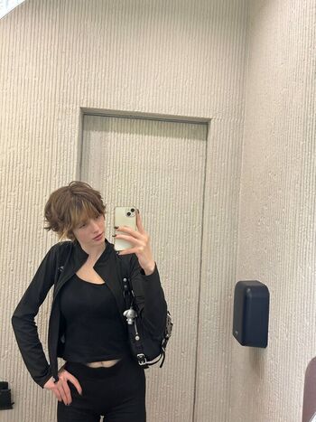Jasmin Begalinova