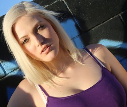Jenna Ivory