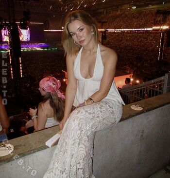Julia Beautx