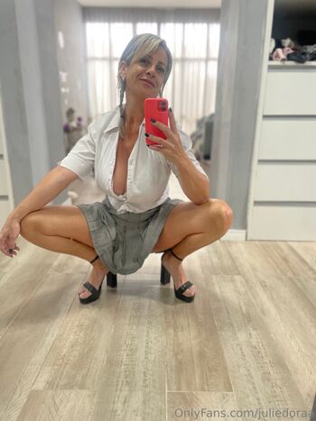 juliedoraa