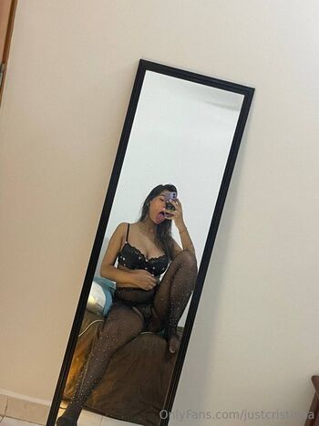 justcristinaa