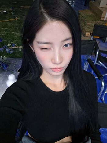 Kazuha Nakamura 中村 一葉