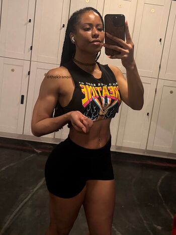 Kira Noir
