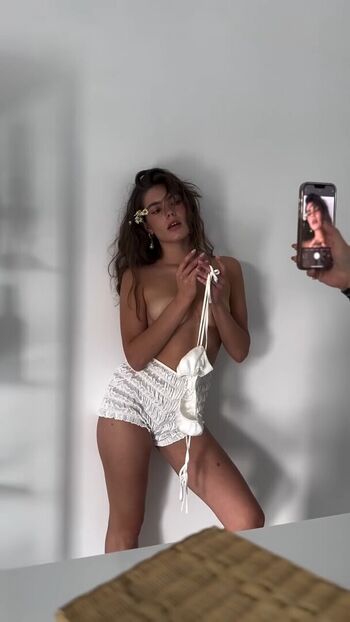 Lana Polikanova Mulan