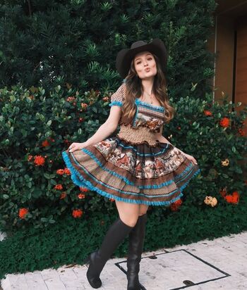 Larissa Manoela