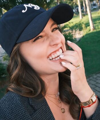 Larissa Manoela