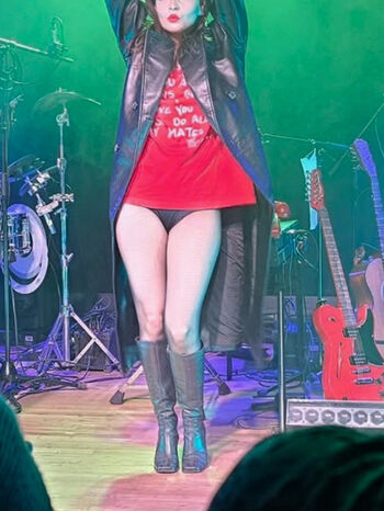 Lauren Mayberry