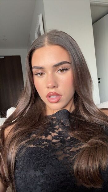 Leah Halton